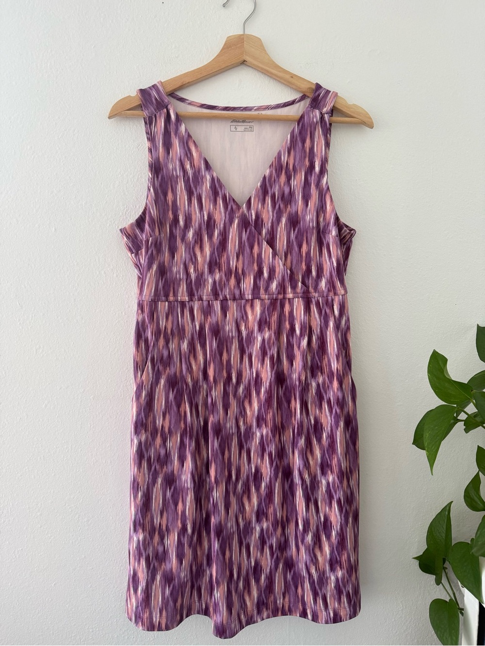Eddie Bauer Purple and Pink Sleeveless V-Neck Dress
